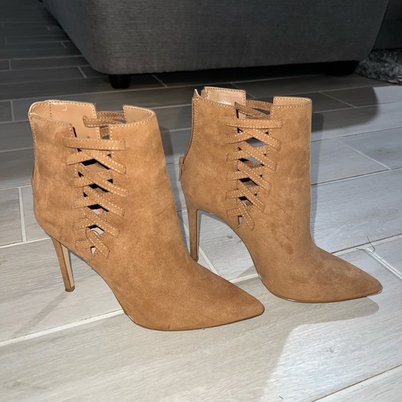 Aldo Brown Booties, size 6.5 - Picture 1 of 2